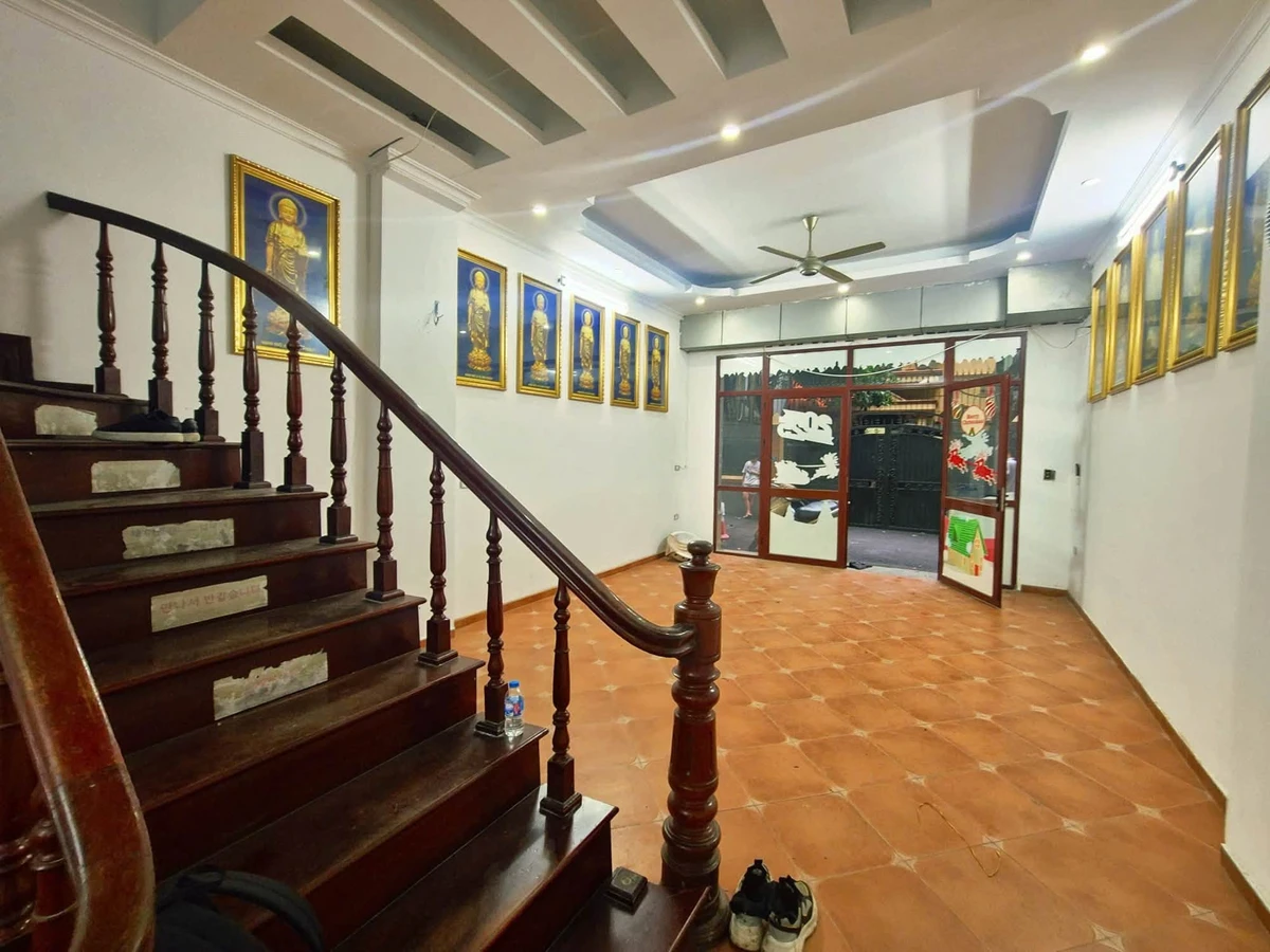 Bán nhà phố 5 tầng 61m2 Quan Nhân Thanh Xuân 27,45 tỷ - Ảnh thu nhỏ 2