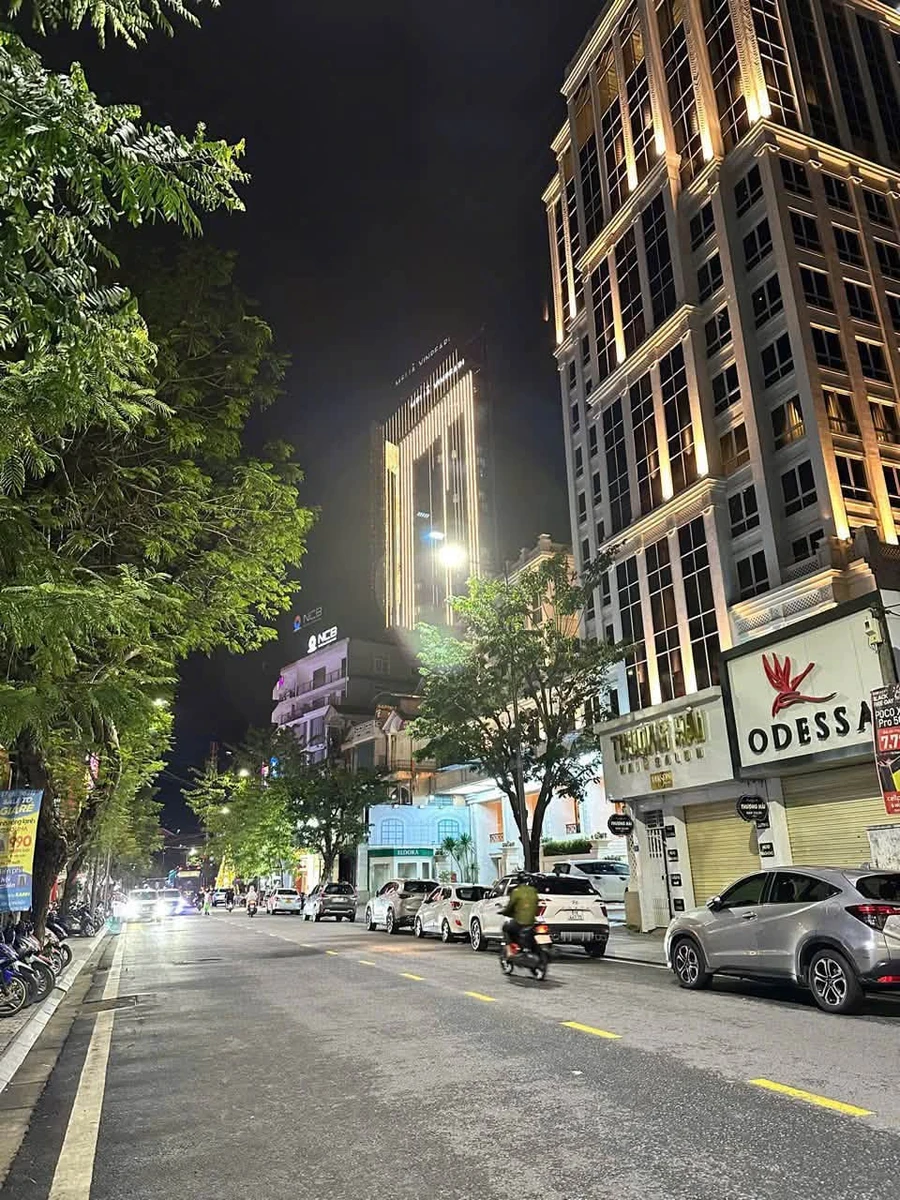 Bán mặt tiền 433,8m2 Bến Nghé Huế, gần Vincom - Ảnh thu nhỏ 3