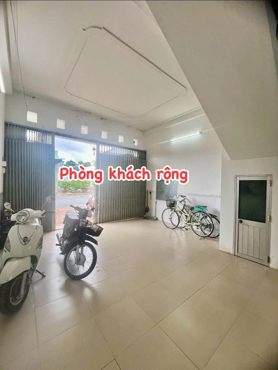Bán nhà 1 trệt 1 lầu 90m² Hoàng Quốc Việt, An Giang - Ảnh 1
