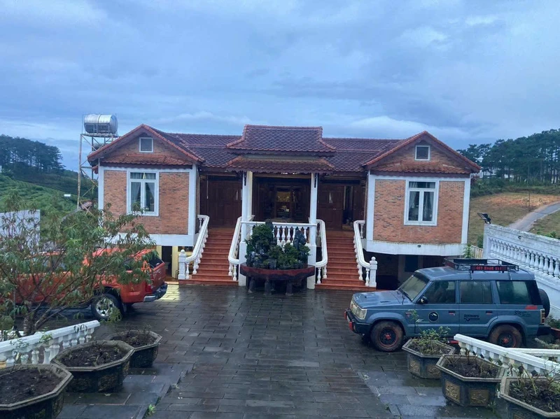 Biệt thự vườn 8000m² Đà Lạt giá 20 tỷ