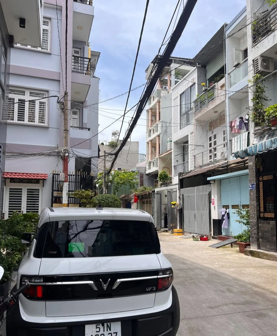 Bán nhà 3 tầng Âu Cơ, Tân Bình, 72m2, 8 tỷ - Ảnh 1
