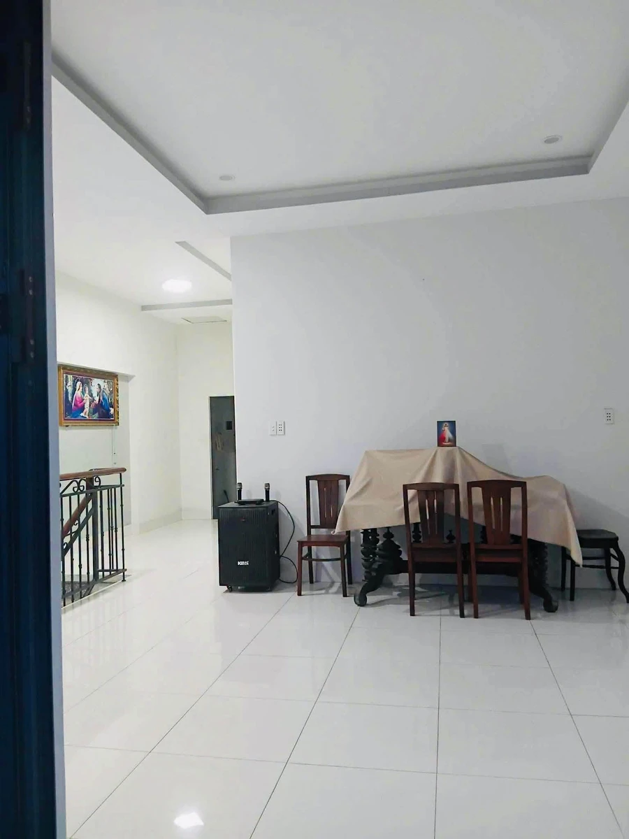 Bán nhà Thủ Đức 150m² 3 phòng ngủ, 4 tỷ - Ảnh thu nhỏ 4