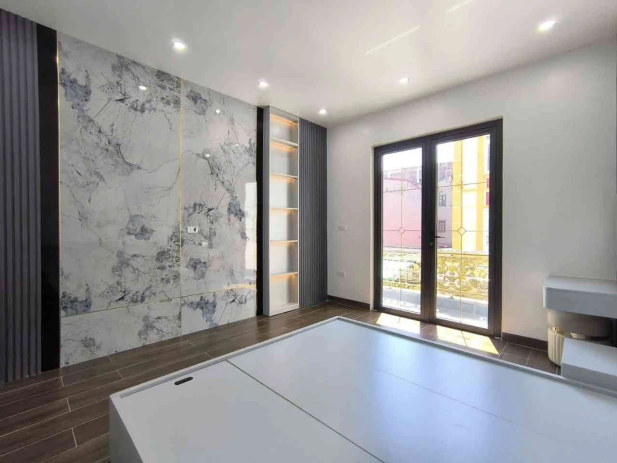 Bán nhà 70m² 4 phòng ngủ, 4,1 tỷ đồng, Trần Nguyên Hãn - Ảnh thu nhỏ 2