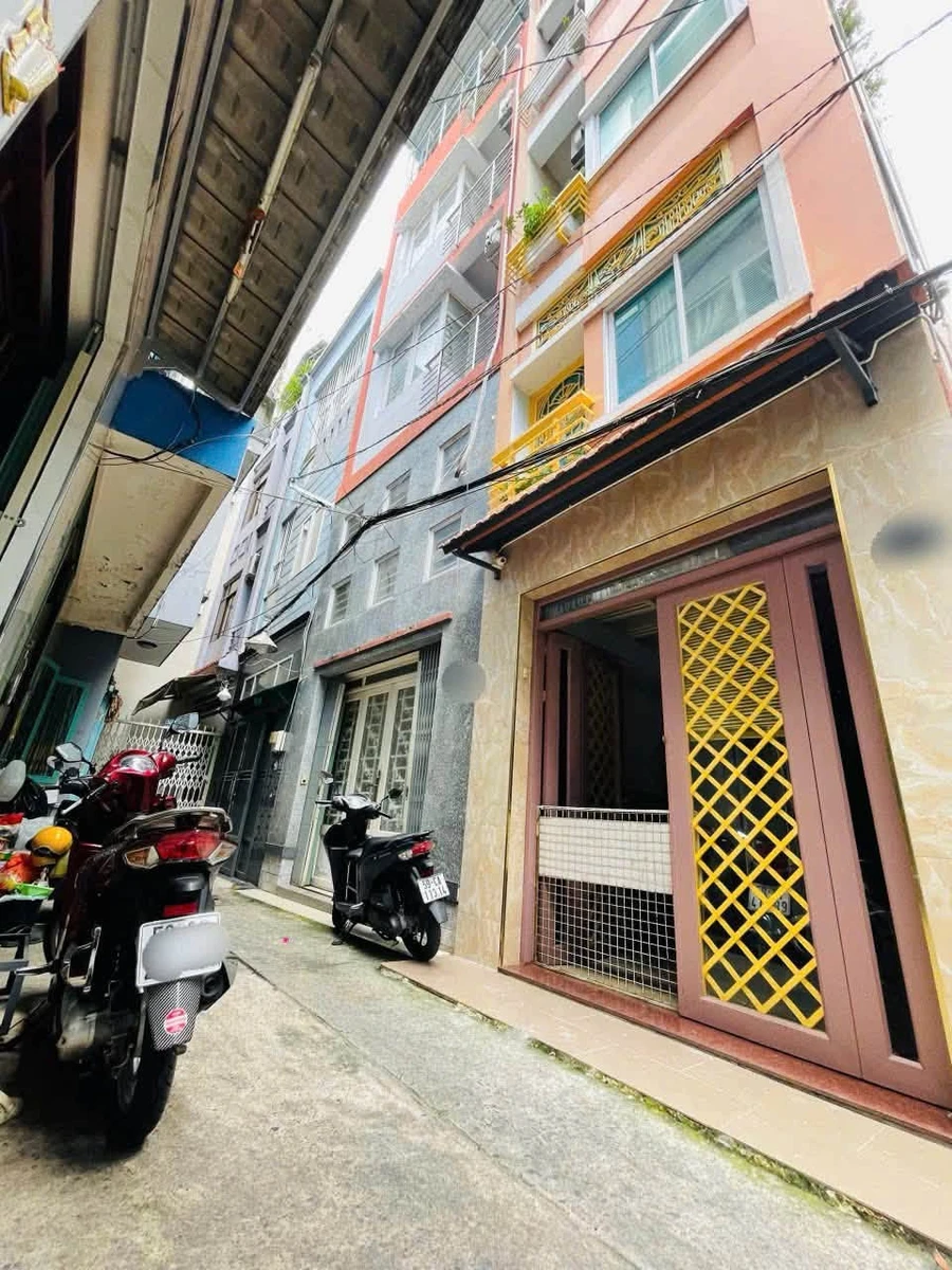 Bán nhà Quận 4 77m² giá 5 tỷ 500 triệu - Ảnh 1