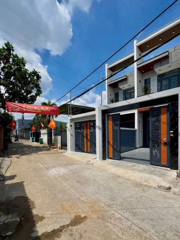 Bán nhà 1 trệt 1 lầu 94m2 Phường Long Bình Biên Hoà 3.78 tỷ
