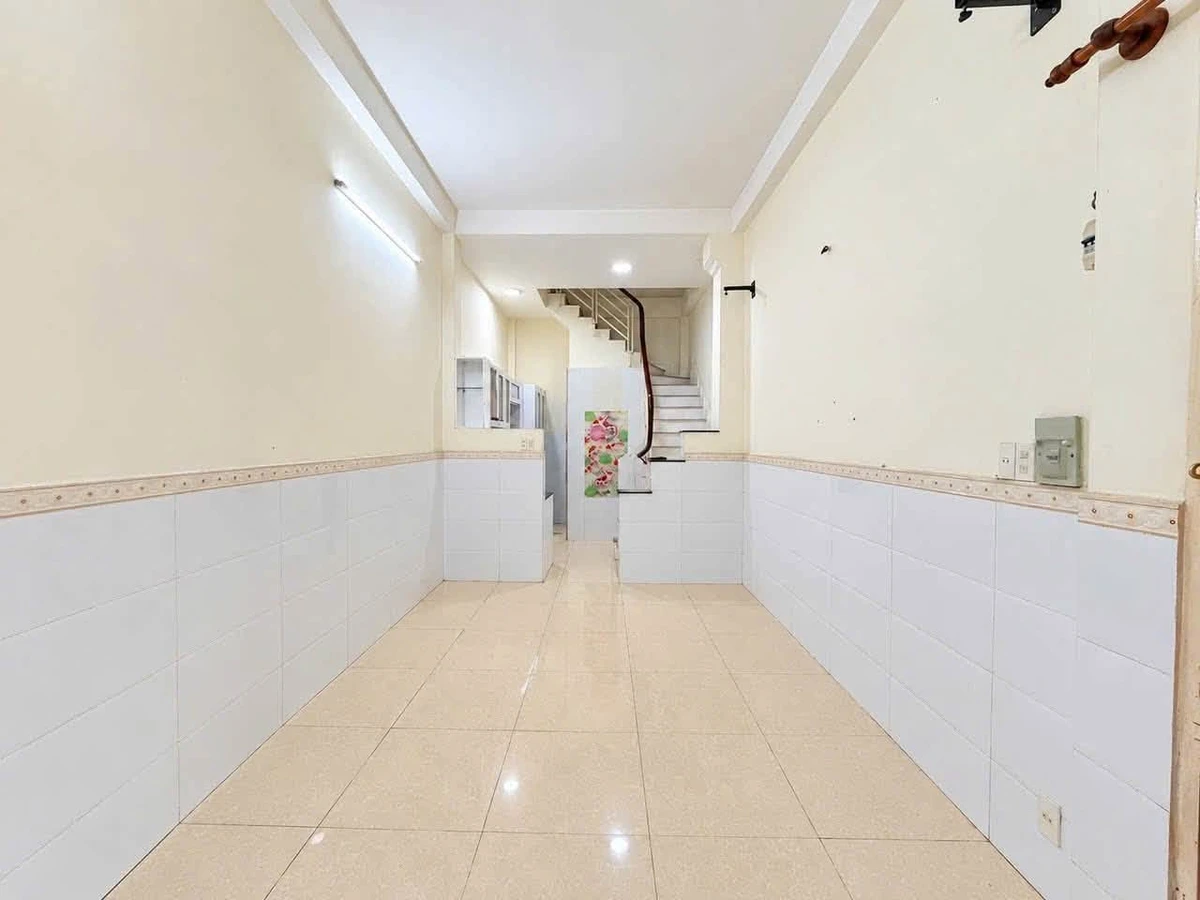 Bán nhà hẻm xe tải đường Thành Thái, Phường 14, Quận 10, 27m2, 4 tầng, 5,25 tỷ - Ảnh thu nhỏ 2