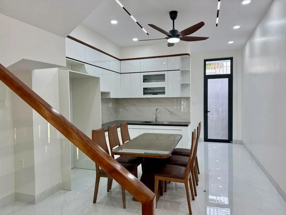 Bán nhà 1 trệt 2 lầu 72m² Đông Hưng, Dĩ An - Ảnh thu nhỏ 4