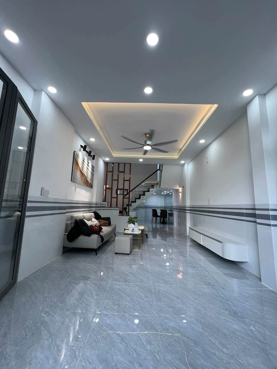 Bán nhà hẻm 6m 4x13 3 tầng 3PN gần Aeon Tân Phú giá 5,05 tỷ - Ảnh 1