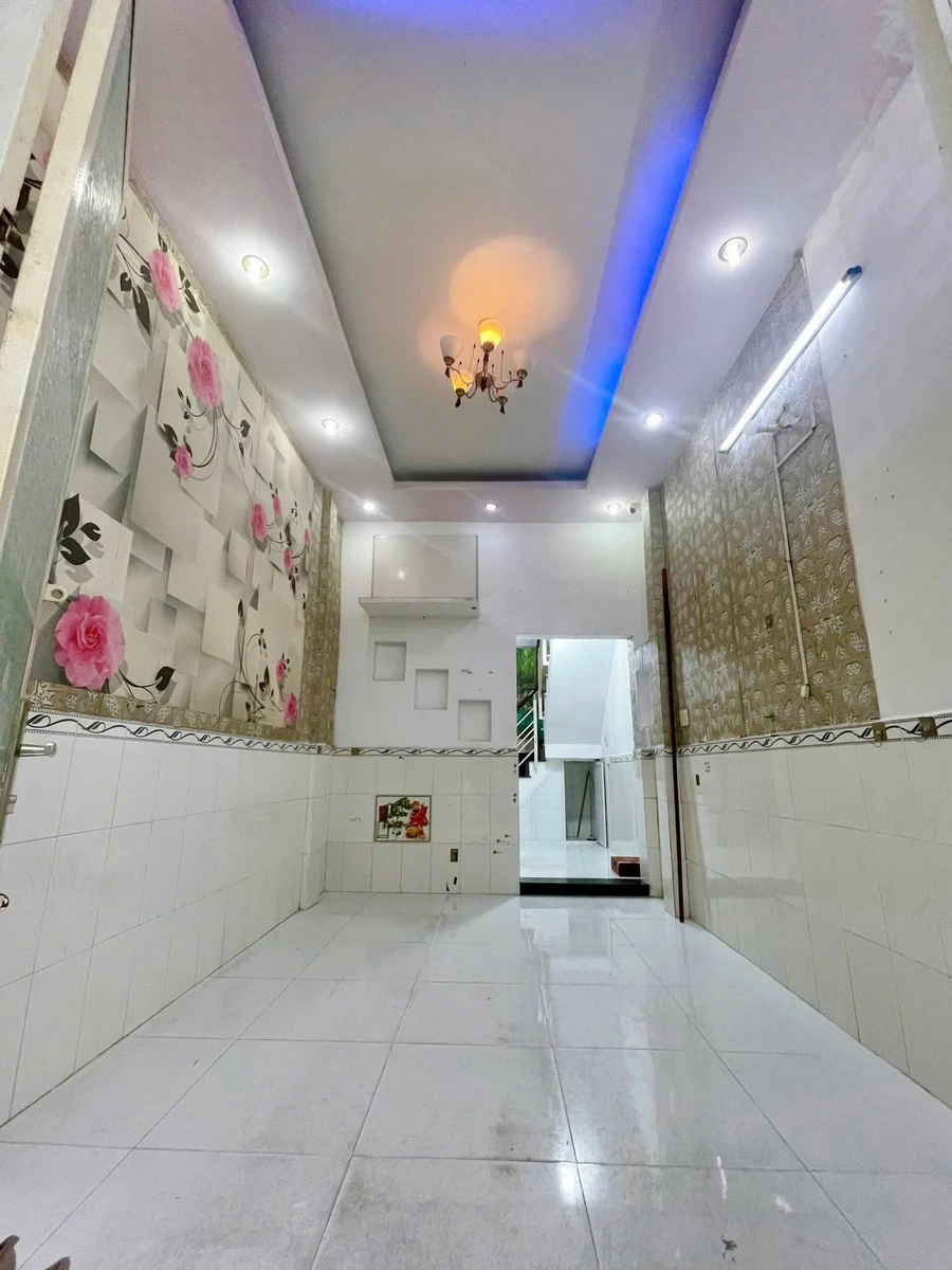 Cho thuê nhà 58m² 2PN Quận 8, gần mặt tiền - Ảnh 1