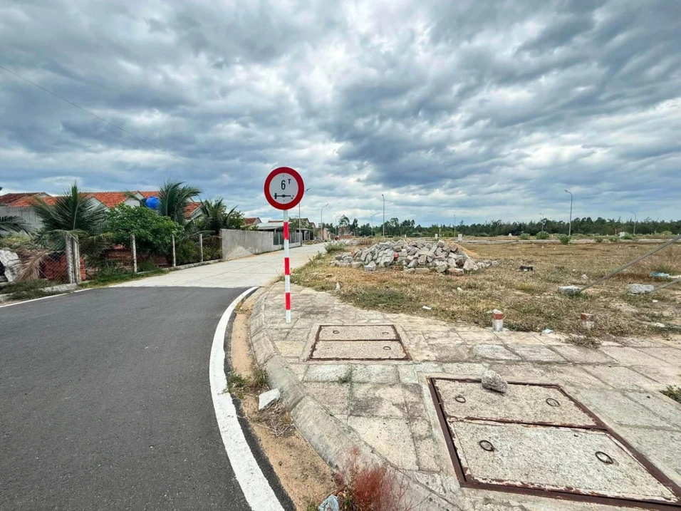 Lô góc khu đấu giá tái định cư Mỹ Hoà 106m2 | Gần biển hạ tầng hoàn thiện - Ảnh thu nhỏ 4