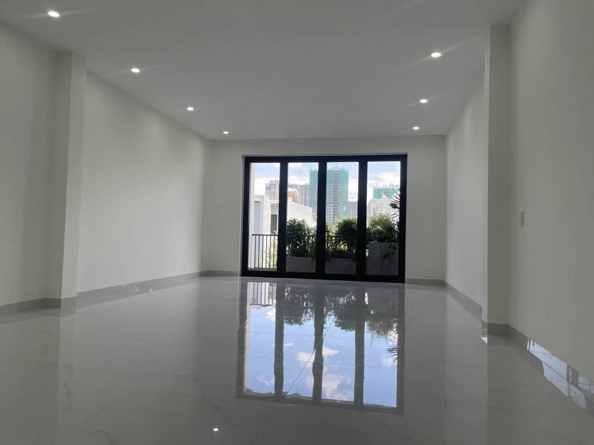 Bán nhà 3 tầng 104m2 mặt tiền Phùng Tá Chu, Đà Nẵng - Ảnh thu nhỏ 4