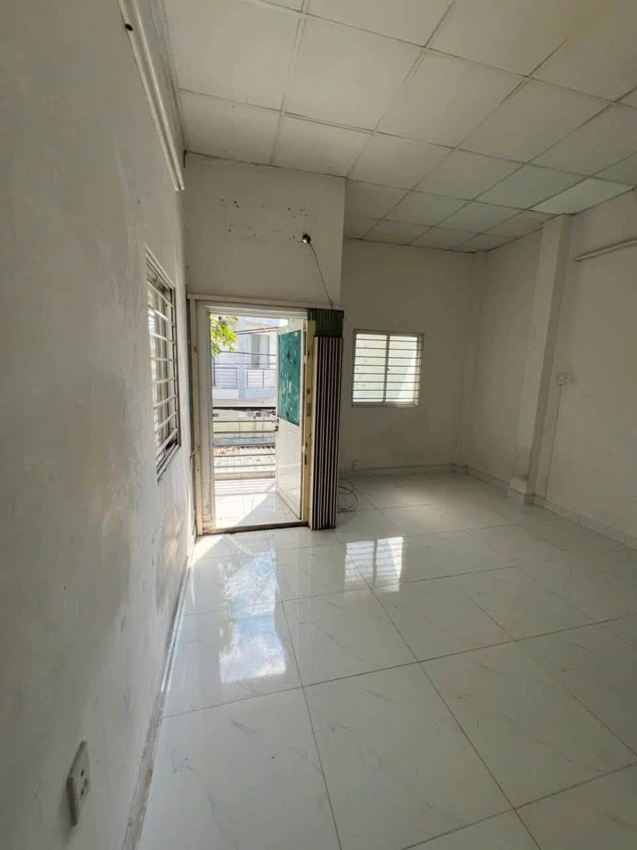 Bán nhà nguyên căn mặt tiền Hoàng Hoa Thám 68m² Bình Thạnh - Ảnh thu nhỏ 3