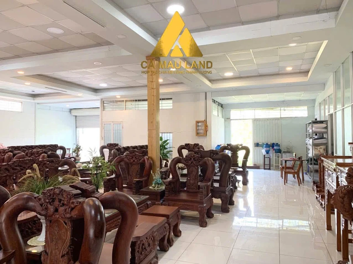 Cho thuê showroom mặt tiền Quốc Lộ 1A - Nguyễn Tất Thành, Cà Mau, 16x71m, 40 triệu/tháng - Ảnh thu nhỏ 4