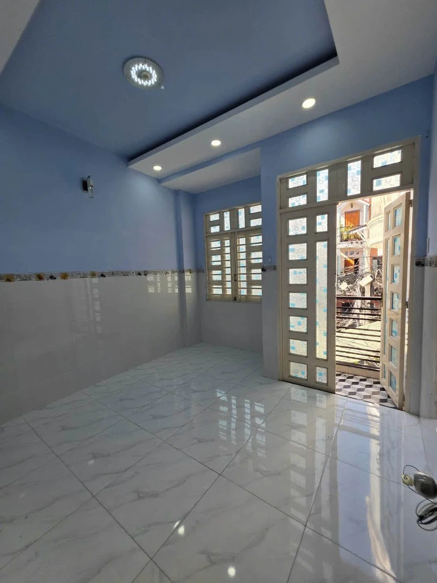 Bán nhà hẻm 4.6 tỷ Lạc Long Quân Quận 11, 2PN 30m² - Ảnh thu nhỏ 5