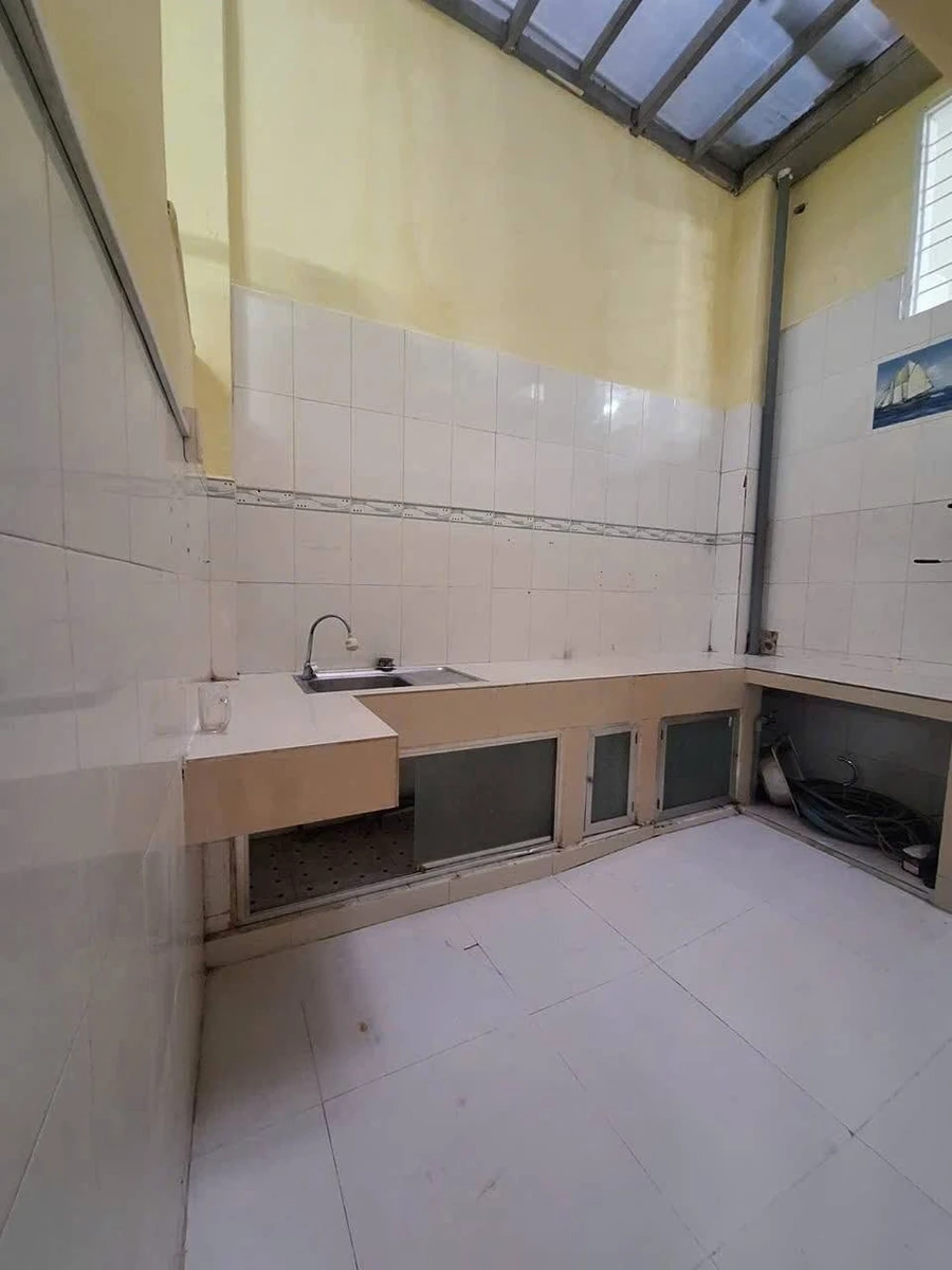 Cho thuê nhà hẻm Trần Hưng Đạo, Q5, 80m2, 3PN - Ảnh thu nhỏ 4