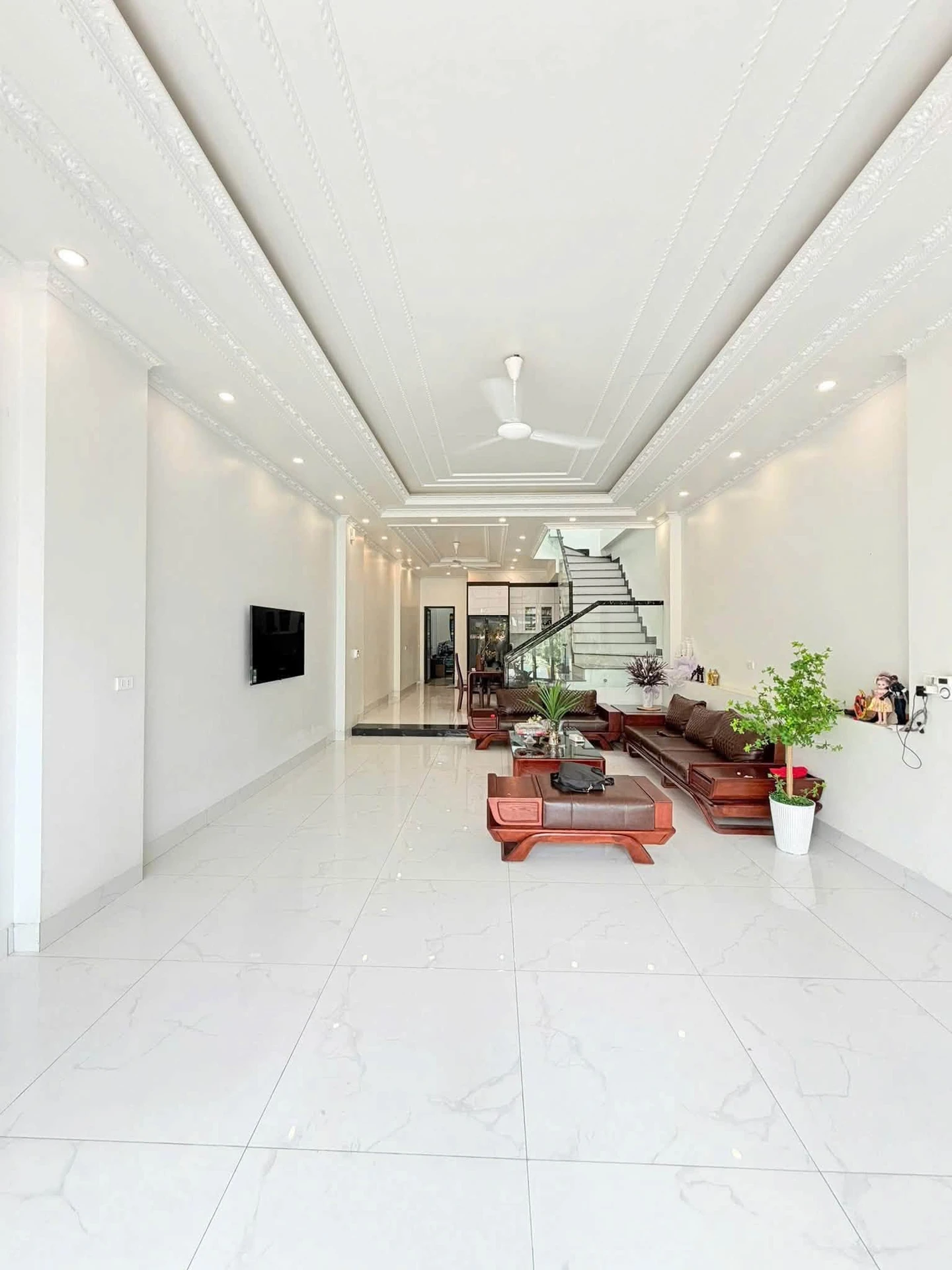 Bán nhà 2 tầng 100m² Đoàn Kết B9, Bình Tân 2,7 tỷ - Ảnh 1