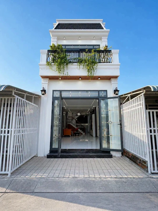 Bán nhà 1 trệt 1 lầu mặt tiền Nam Cao, Rạch Giá, 60m2, giá 2 tỷ 450 triệu