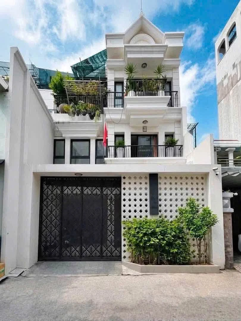 Bán biệt thự Lam Sơn, Bình Thạnh, 142m², 4 phòng, 42,5 tỷ - Ảnh 1