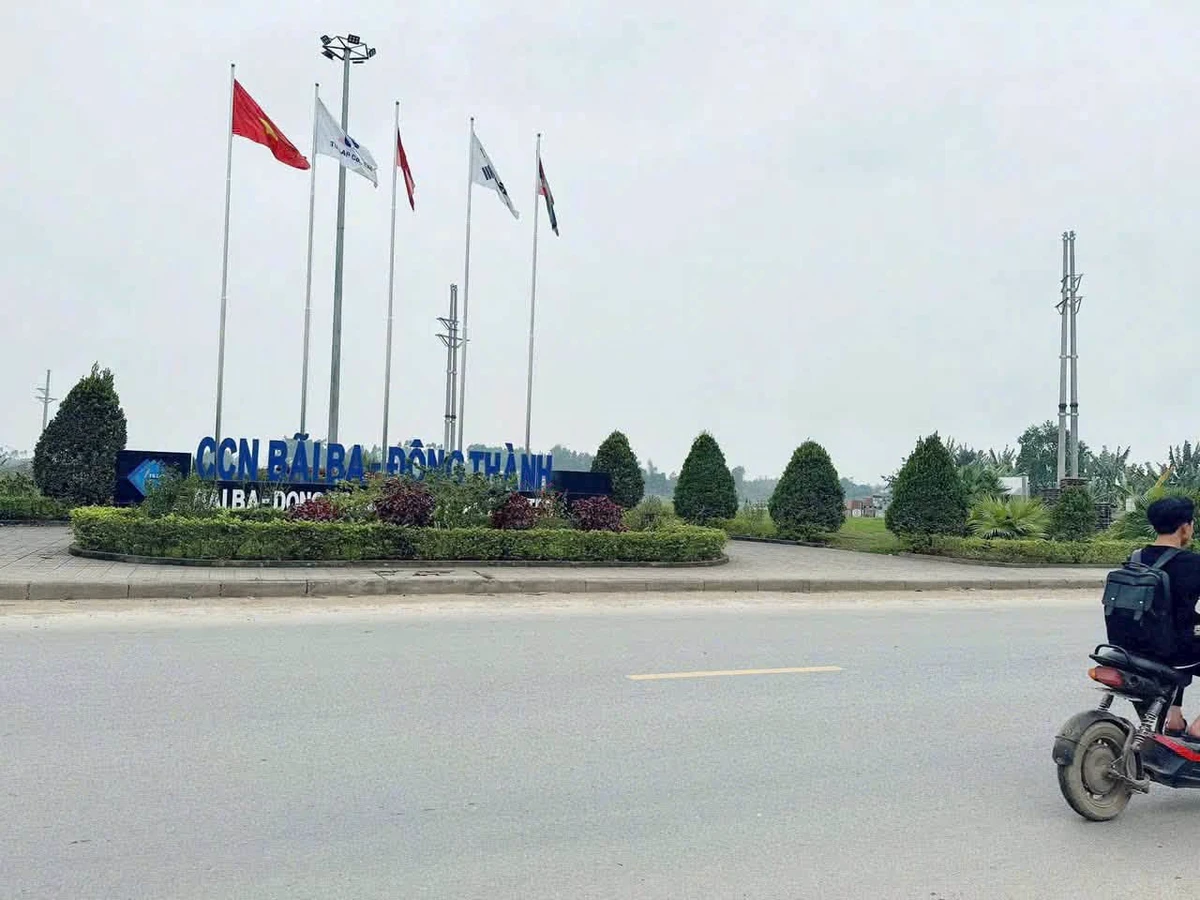 Bán đất kinh doanh KCN Bãi Ba 138m² - 1 tỷ - Ảnh 1
