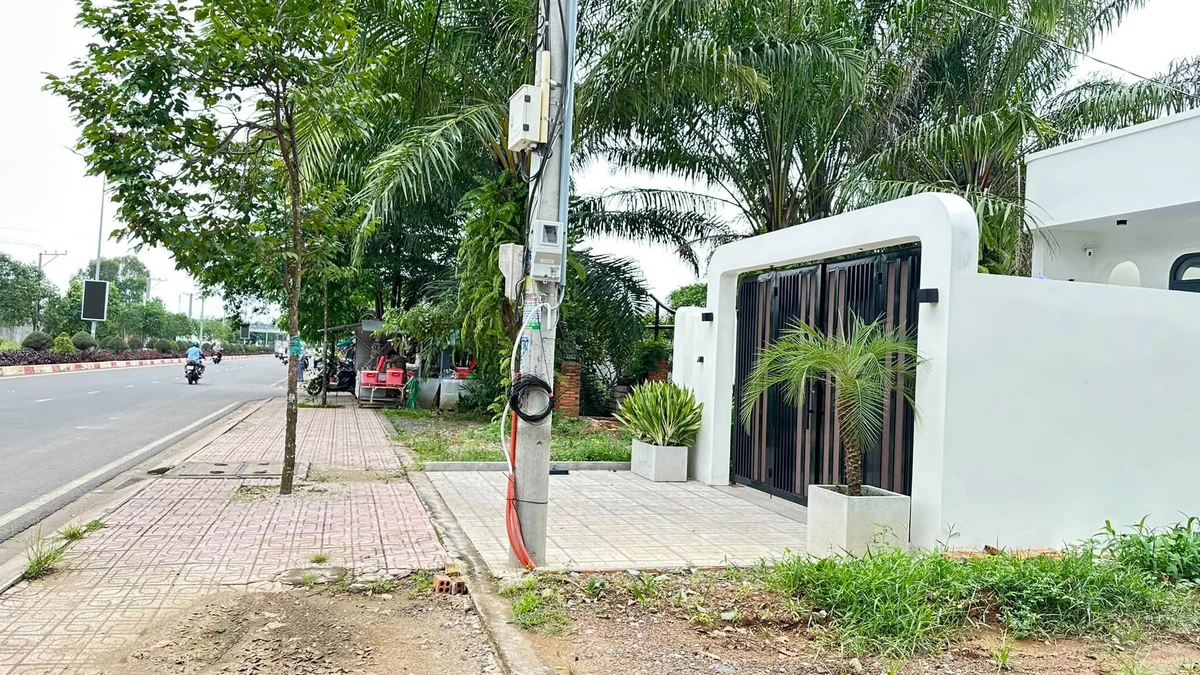 Bán nhà mặt tiền Nguyễn Thị Minh Khai, Đồng Nai, 162m², 4.2 tỷ - Ảnh thu nhỏ 2