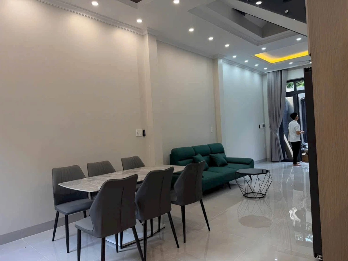 Bán nhà phố 4PN 143m² Thủ Đức gần Vinhomes Grand Park 6,05 tỷ - Ảnh thu nhỏ 5