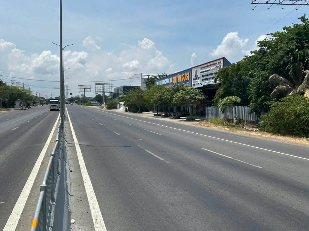 Bán đất mặt tiền QL51 Long Hương 503m2, giá 5 tỷ 2 - Ảnh 1