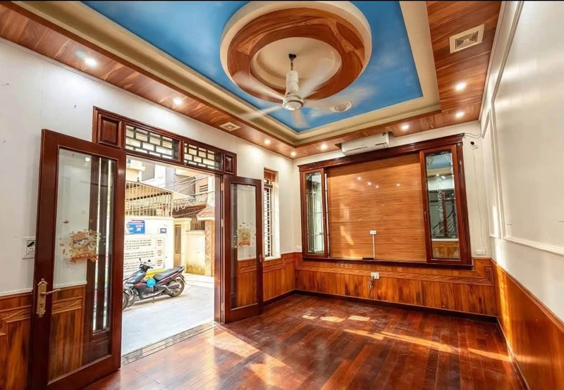 Bán nhà 3 tầng lô góc 3 mặt thoáng, khoảng 60m2, đường Tô Hiệu, Hải Phòng