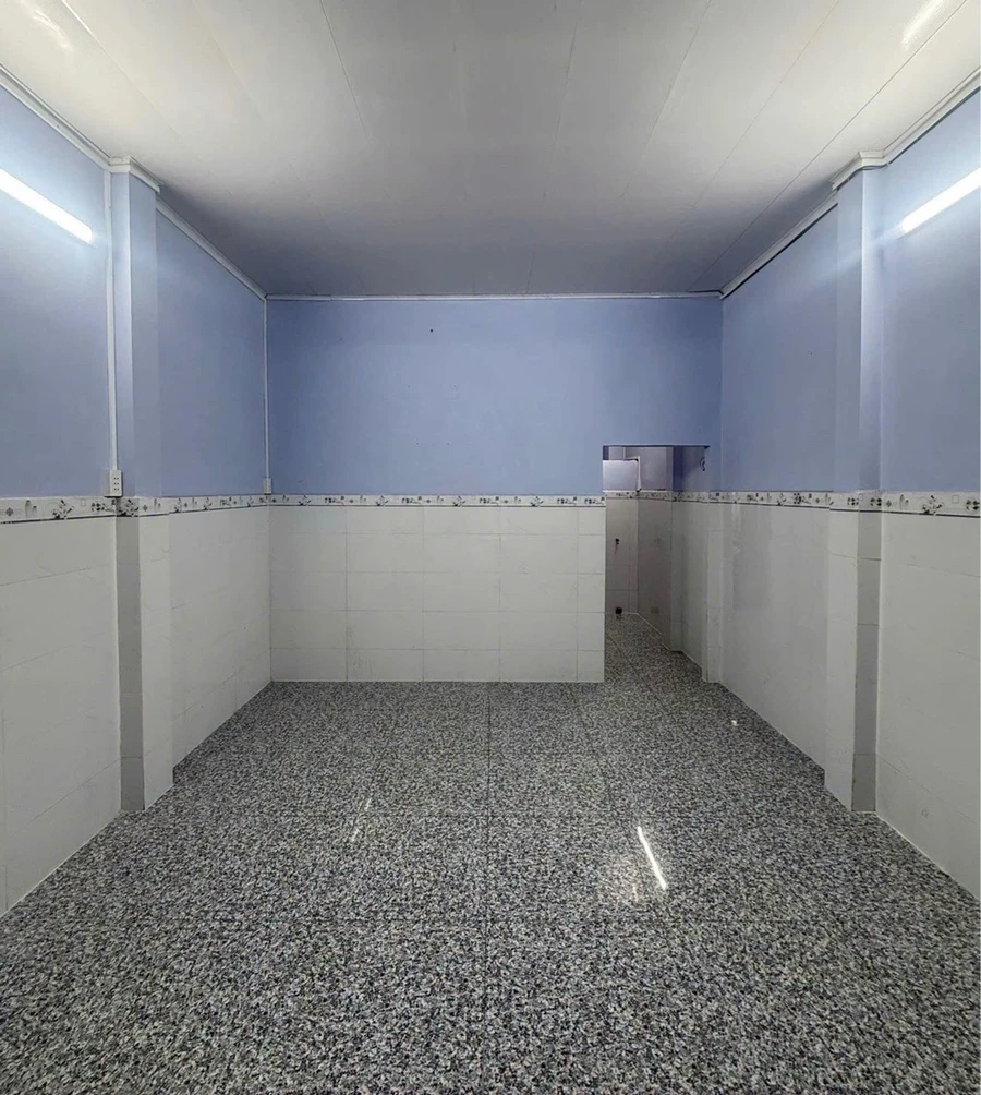 Bán nhà 2 tầng hẻm xe hơi Lê Đình Thám, Tân Phú, 33,3m², nhỉnh 4 tỷ - Ảnh thu nhỏ 2