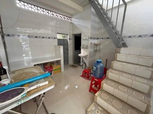 Nhà lầu mặt tiền Hoàng Lam, Bến Tre, 60m², 2.15 tỷ - Ảnh thu nhỏ 3