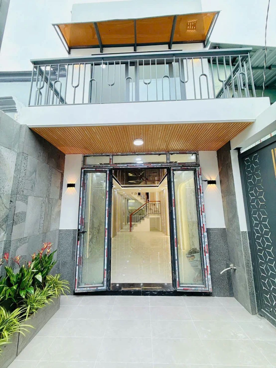 Bán nhà 2 mặt tiền 73.8m² 3PN Quận 8 giá 5.28 tỷ - Ảnh 1