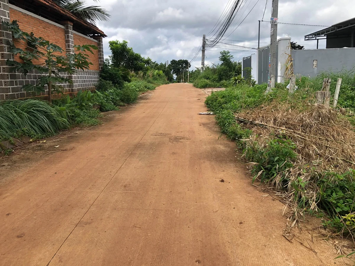 Bán đất 5x20m hẻm 327 Y Moal, Buôn Ma Thuột, giá 650 triệu - Ảnh 1