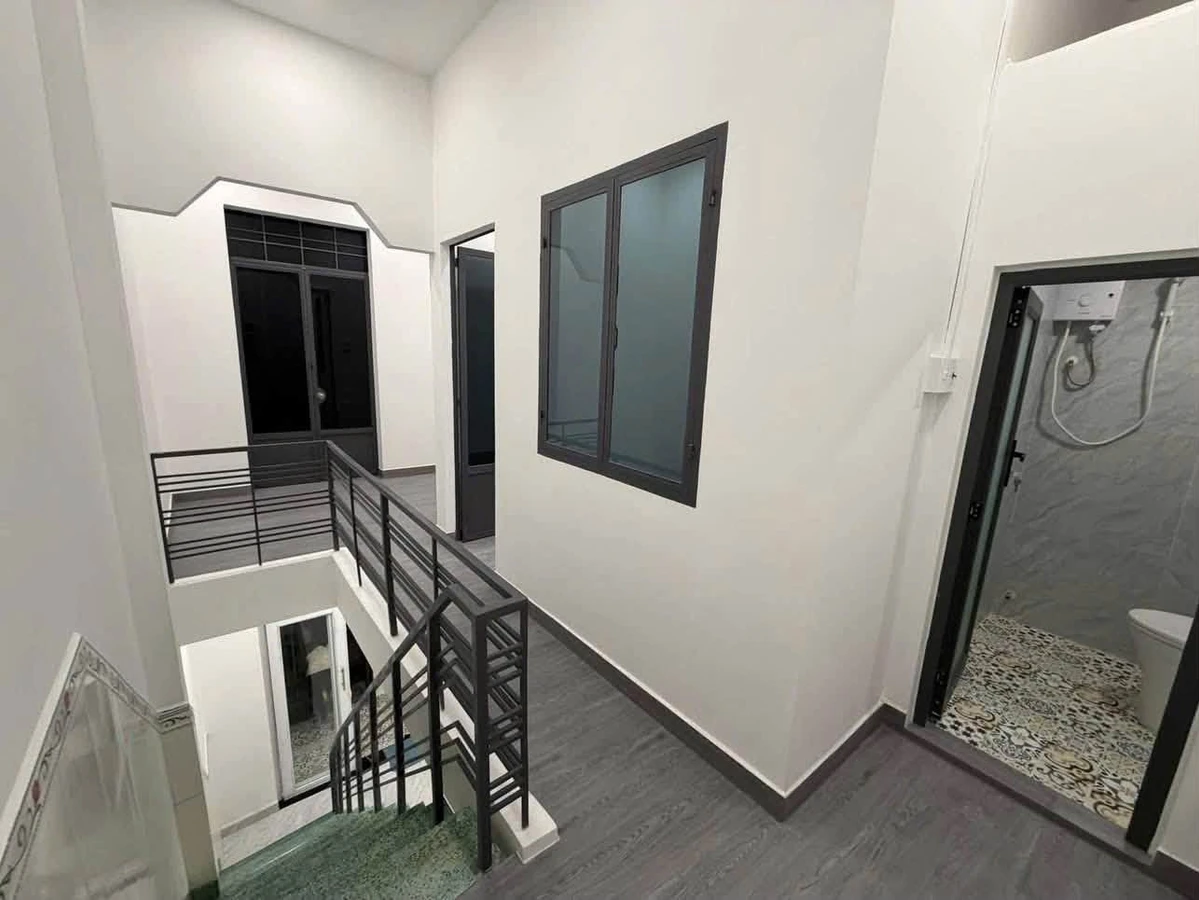 Bán nhà 2 tầng mặt tiền Ngô Đến, Nha Trang, 31,1m², giá 2,35 tỷ - Ảnh thu nhỏ 5