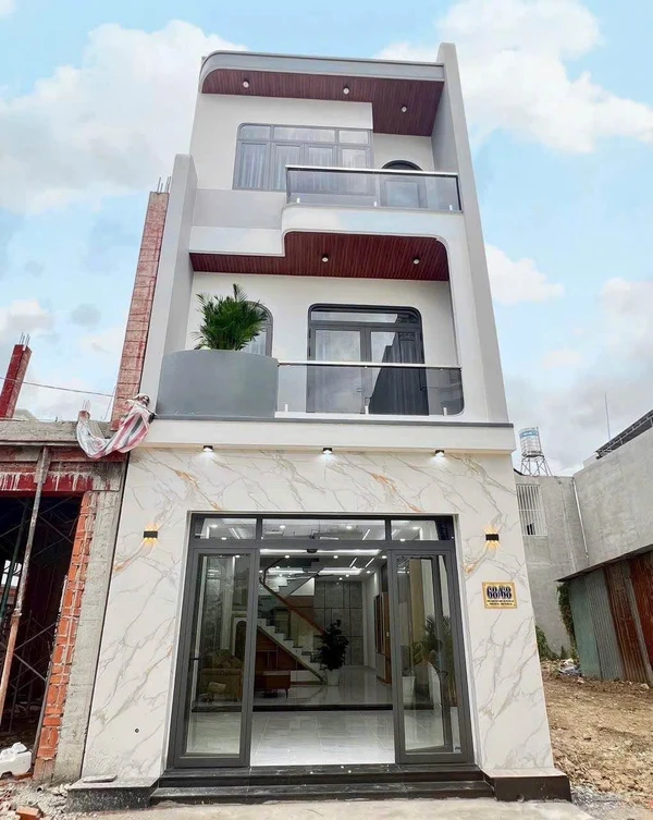 Bán nhà 1 trệt 2 lầu 80m2 tại Hoá An, Đồng Nai
