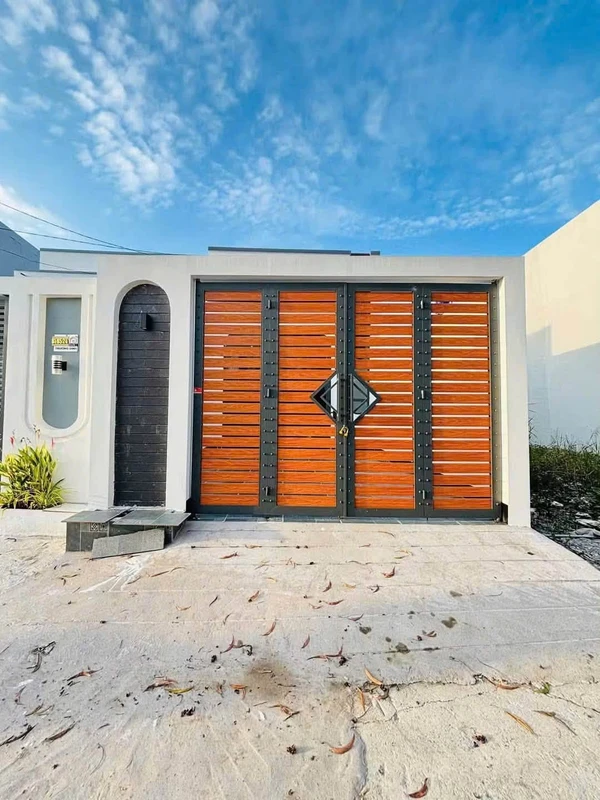 Bán nhà hẻm 42m2, 3 phòng ngủ, Rạch Giá