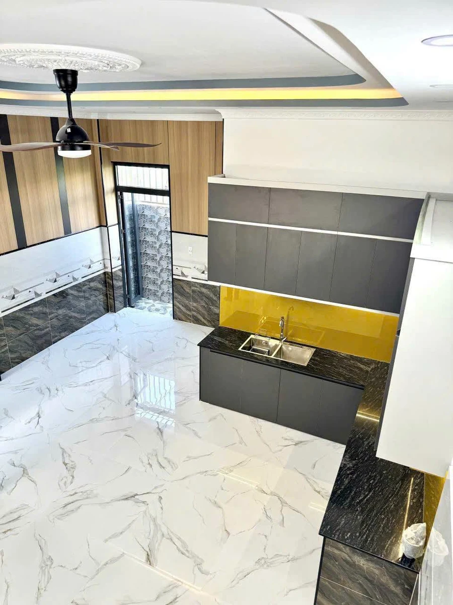 Bán nhà 3PN 2WC diện tích 80m2 hẻm xe tải TH30 gần chợ Tân Hiệp giá 4,9 tỷ - Ảnh 1