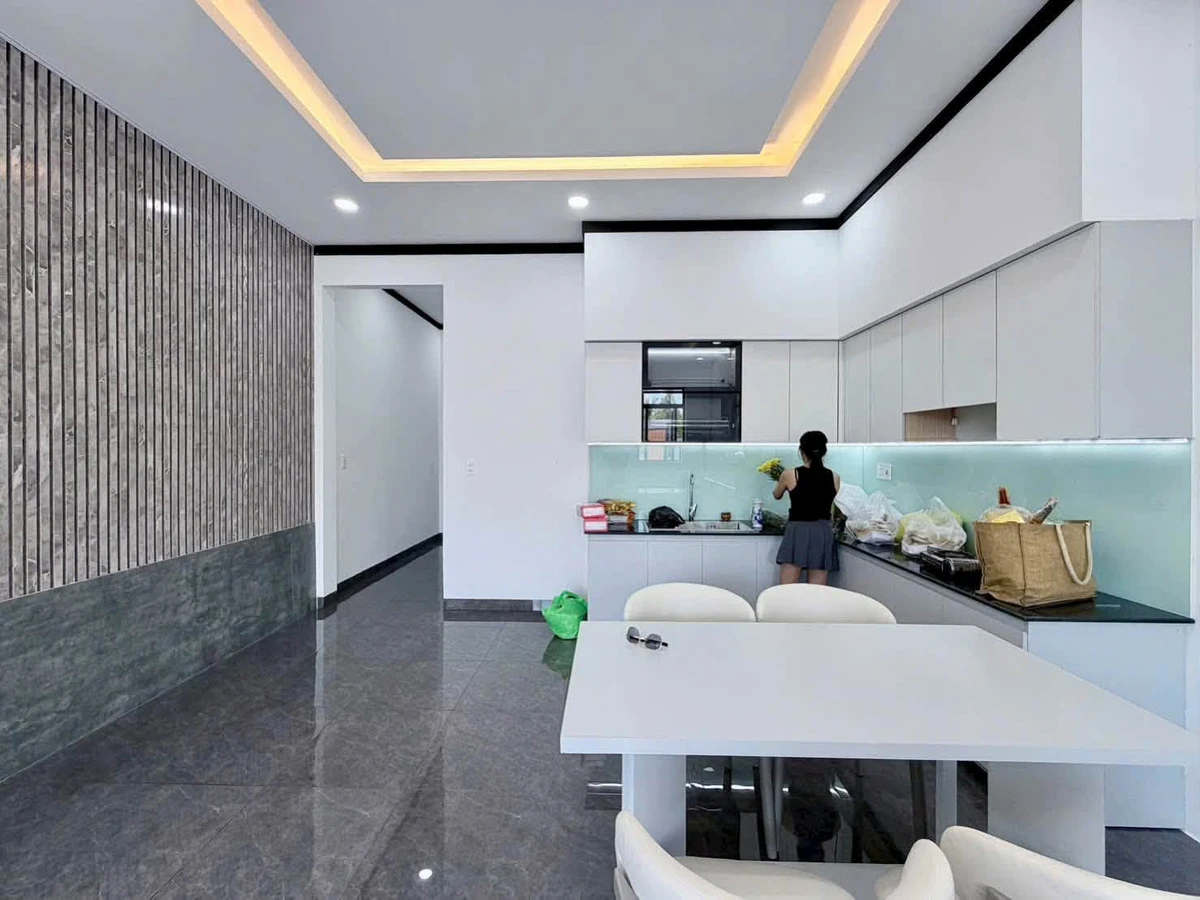 Nhà bán mặt tiền Long Khánh 100m2, 2PN, 1 tỷ 250 triệu - Ảnh thu nhỏ 4