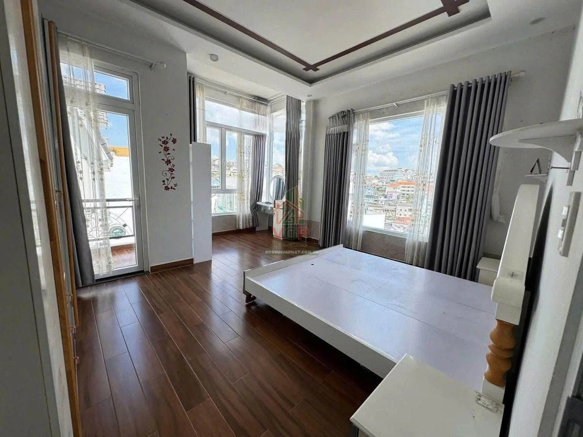 Bán nhà phố hẻm Nguyễn Trung Trực 64.83 m² Lâm Đồng 5.8 tỷ - Ảnh thu nhỏ 5
