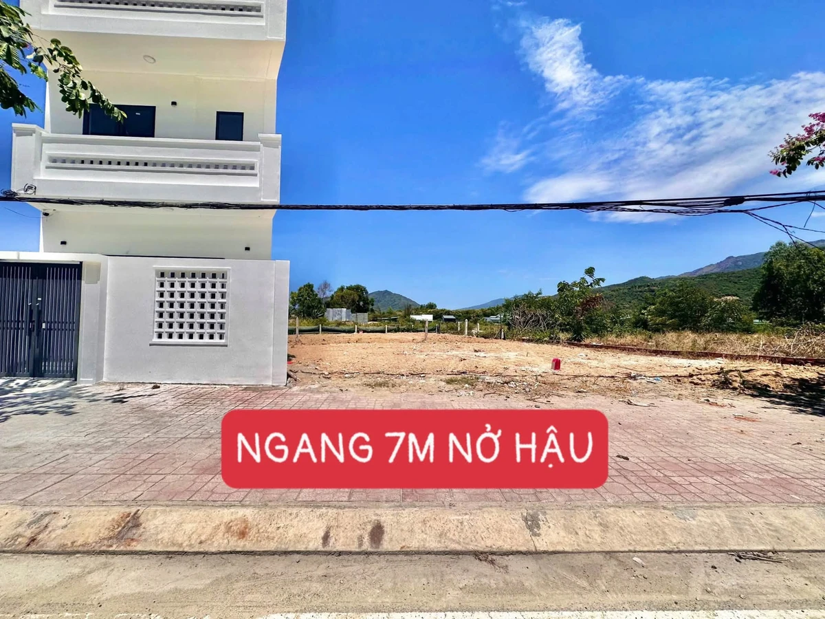 Bán 124.6m² đất mặt tiền Phong Châu, 39 triệu/m² - Ảnh 1