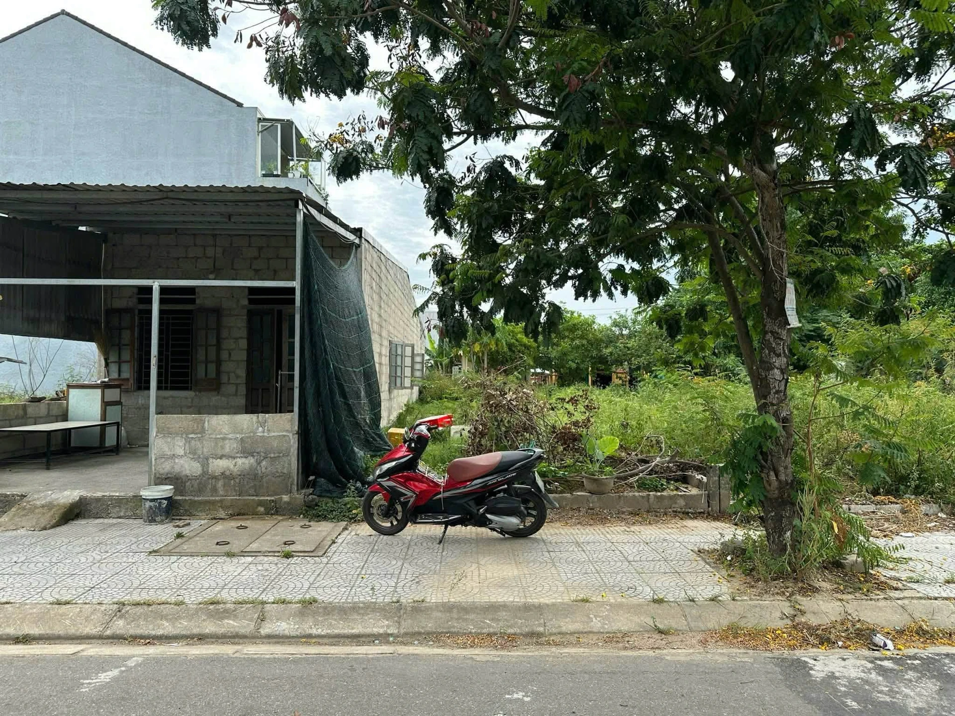 Bán đất mặt tiền 112.5m2 view kênh Huế - Ảnh 1