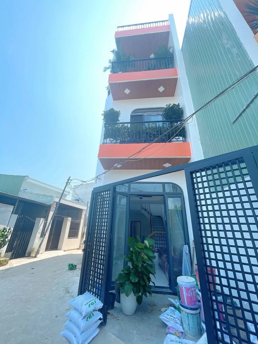 Bán nhà 4 tầng lô góc 70m2 Hoàng Văn Thái Đà Nẵng - Ảnh 1