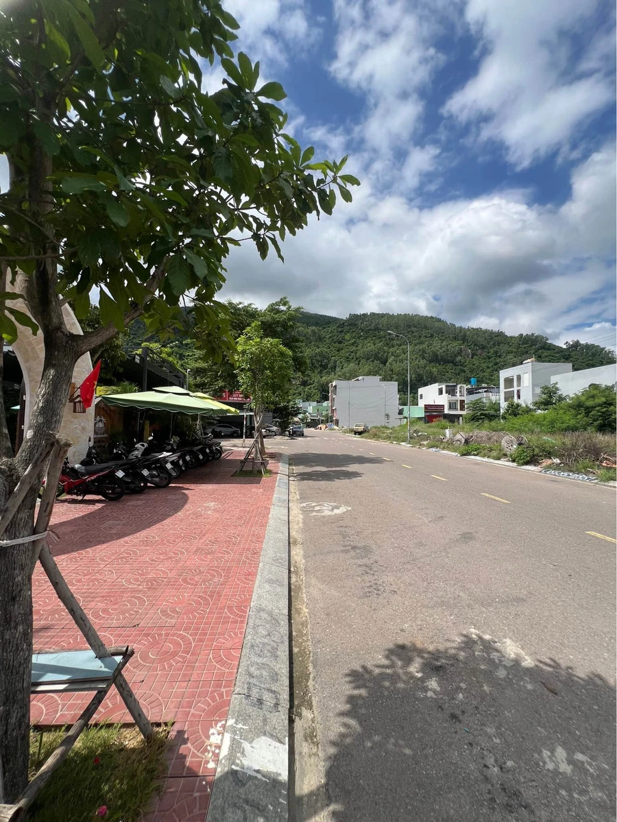Bán lô đất Khu Gara Quyền, Quy Nhơn, 98m2, 4 tỷ - Ảnh thu nhỏ 3