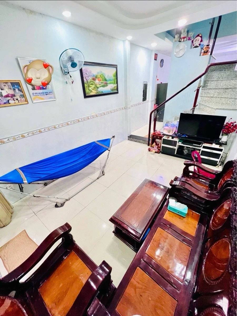 Bán nhà phố 37m² 3 phòng ngủ Quận 12, giá 3,3 tỷ - Ảnh thu nhỏ 2