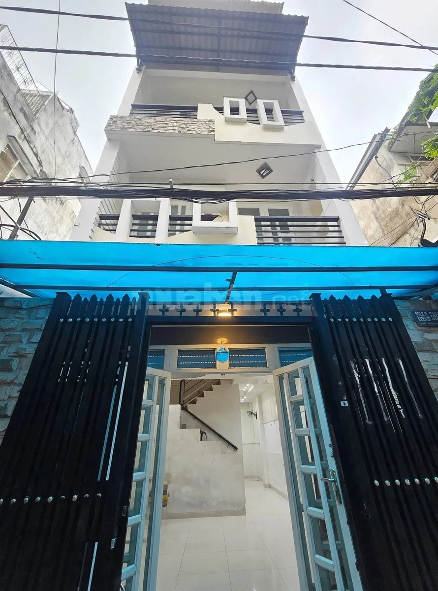 Cho thuê nhà 4PN sân thượng Nguyễn Đình Chiểu Q3, 44m² - Ảnh 1