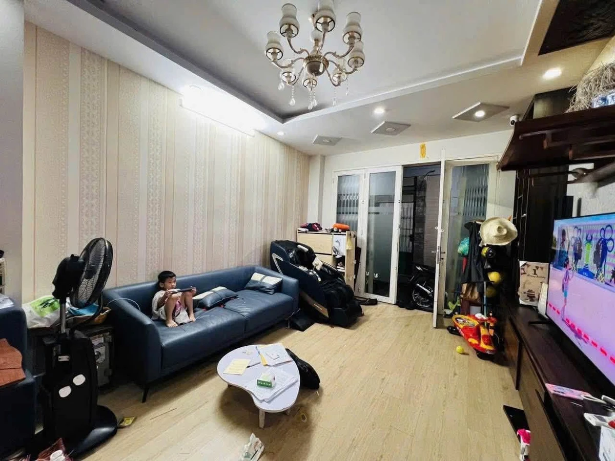Bán nhà góc 2 mặt hẻm nở hậu 36m² Hòa Hưng, Quận 10 giá 5,999 tỷ - Ảnh thu nhỏ 4