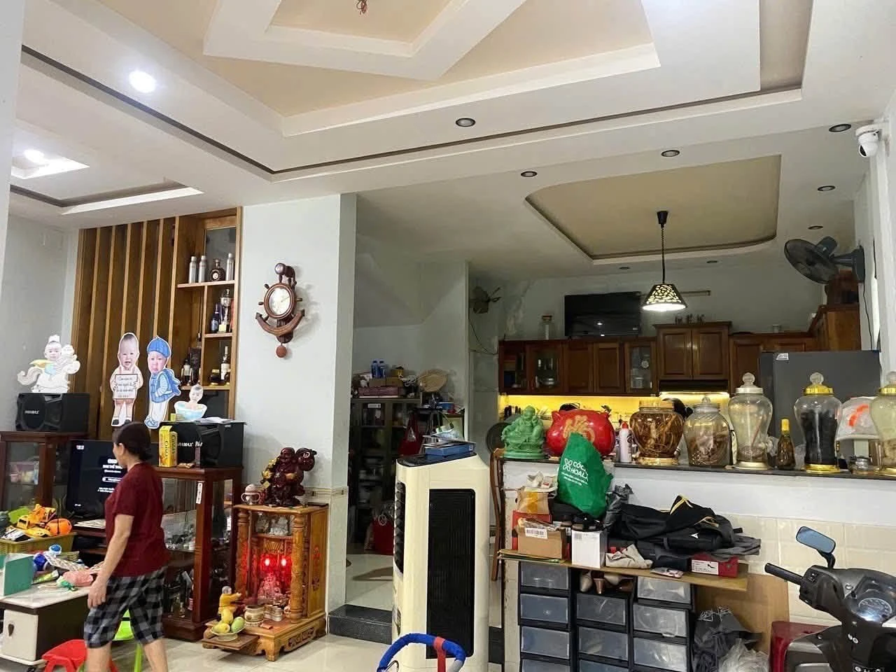 Bán nhà 3 tầng lô góc sát biển Nguyễn Văn Thoại Đà Nẵng 24 tỷ - Ảnh 1