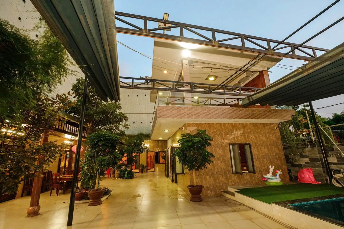 Bán villa 500m² 4 tầng, hồ bơi sân vườn ở Đà Nẵng, 11 tỷ - Ảnh thu nhỏ 2