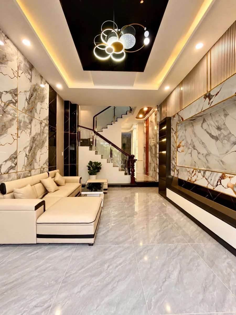 Nhà bán 5 tầng 5 phòng ngủ 60m2 Lê Văn Việt gần 8 tỷ - Ảnh 1
