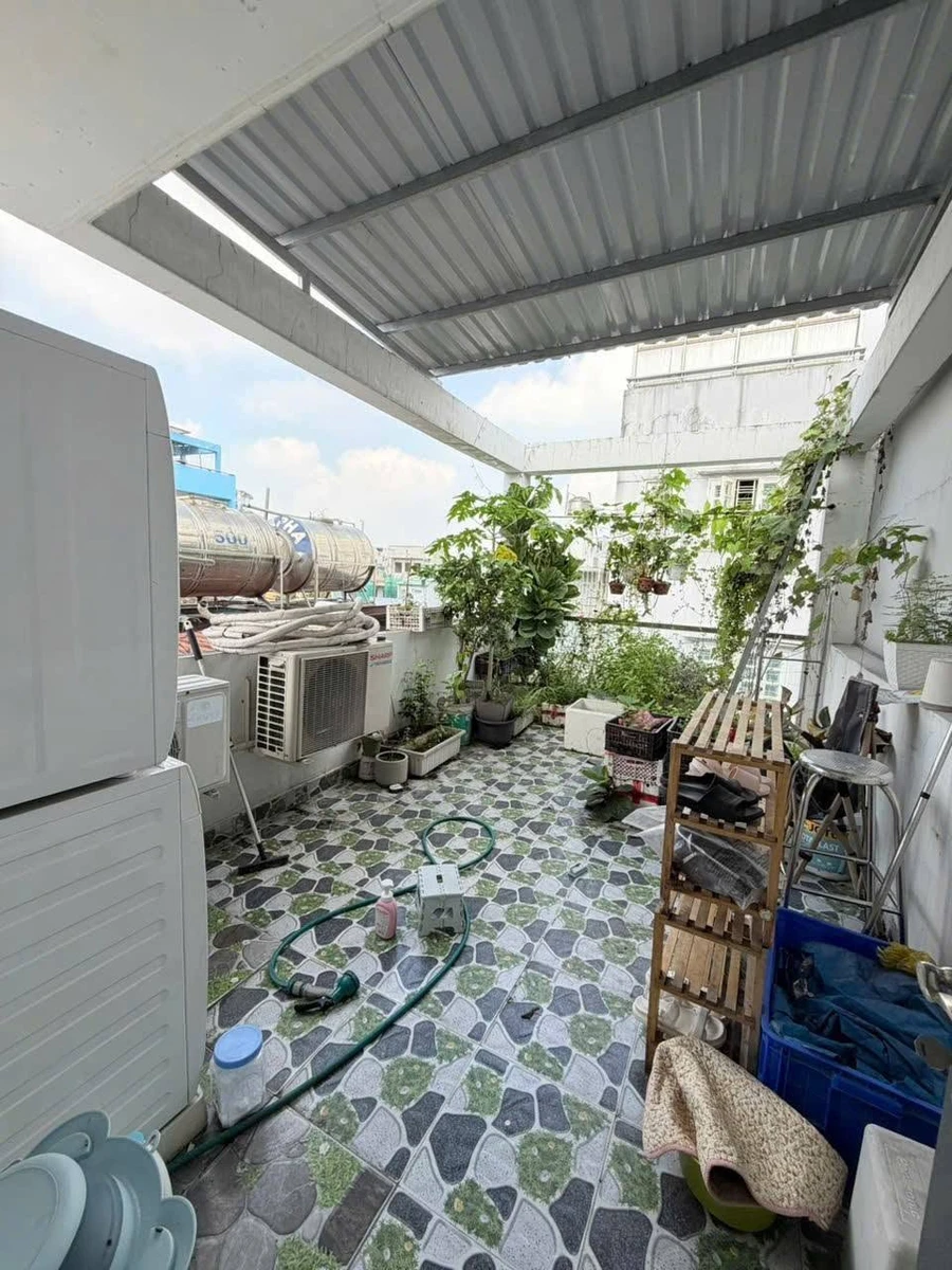 Bán nhà phố 90m2, 4 tầng, HXH, gần mặt tiền, Quận 11 - Ảnh thu nhỏ 4