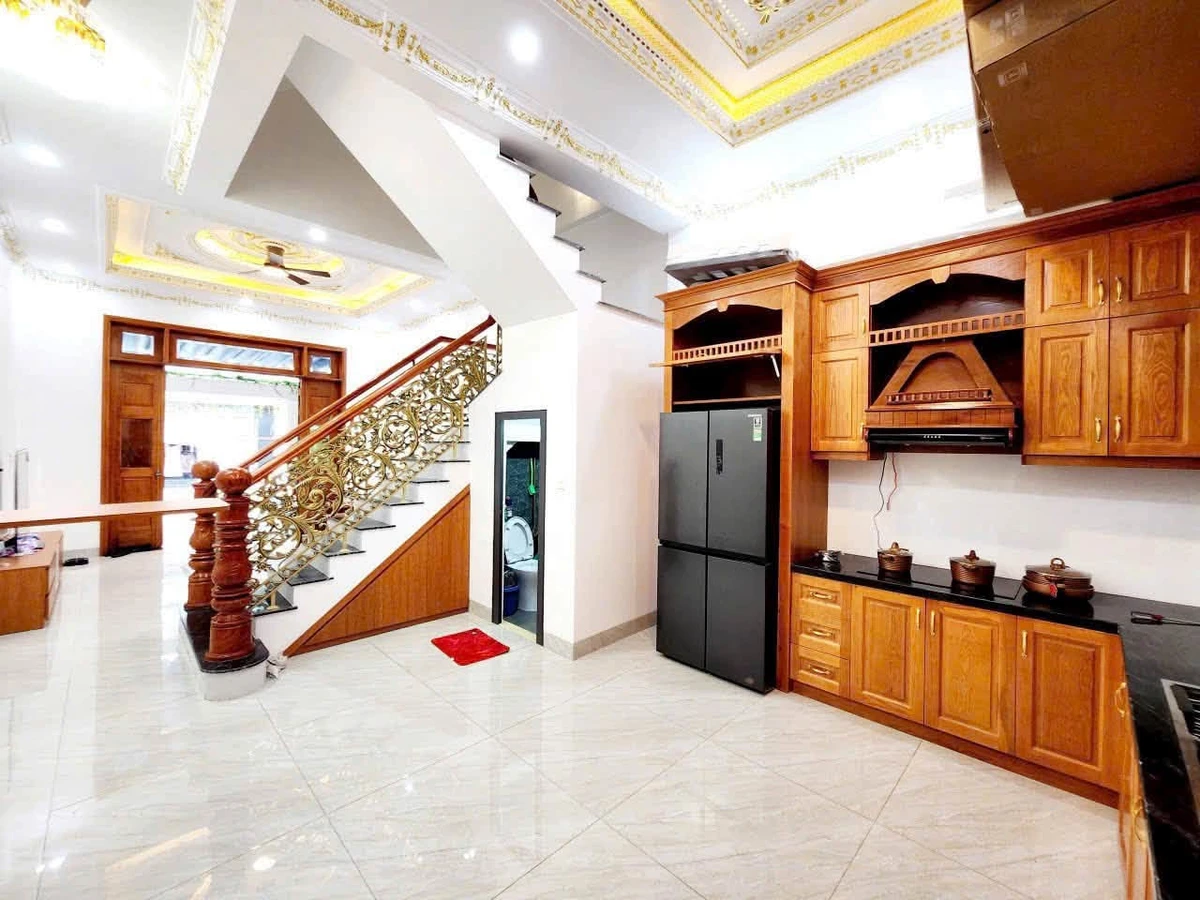 Bán nhà 2 lầu mặt tiền 4,7 tỷ Tân Hiệp, 200m² - Ảnh thu nhỏ 4