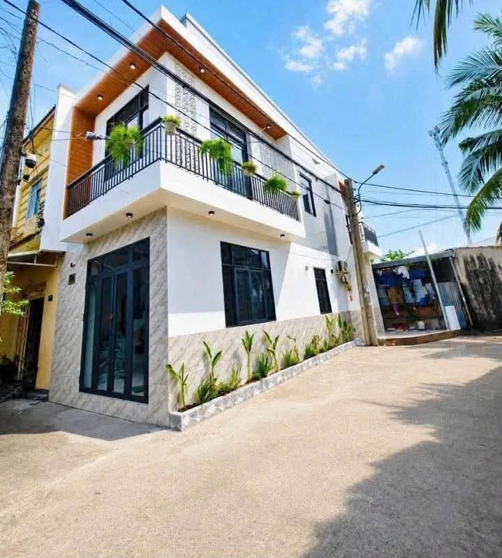 Bán nhà trệt lầu góc 2 mặt tiền 100m² Bình Thuỷ Cần Thơ 1,98 tỷ - Ảnh 1